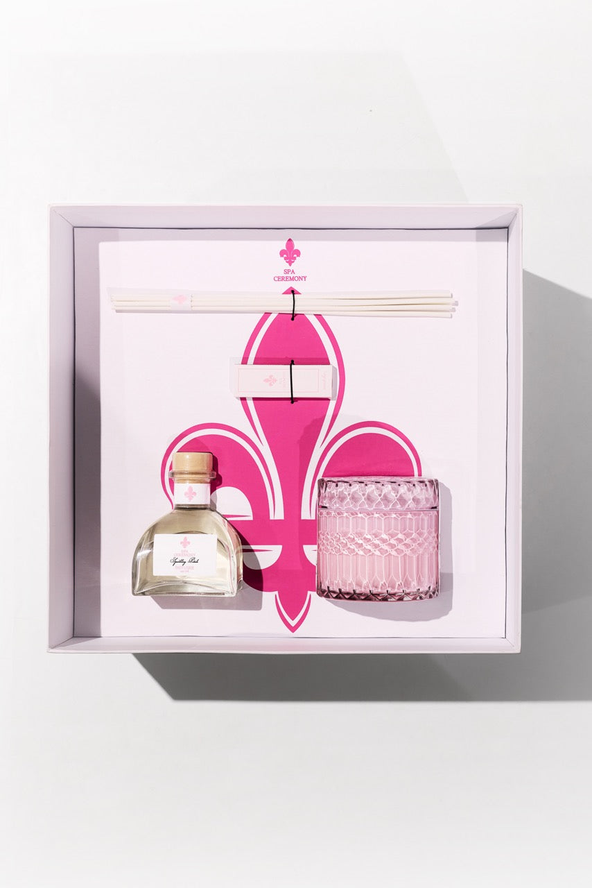 Парфумований набір “Sparkling Petals”: Свічка 250g та аромадифузор 150ml