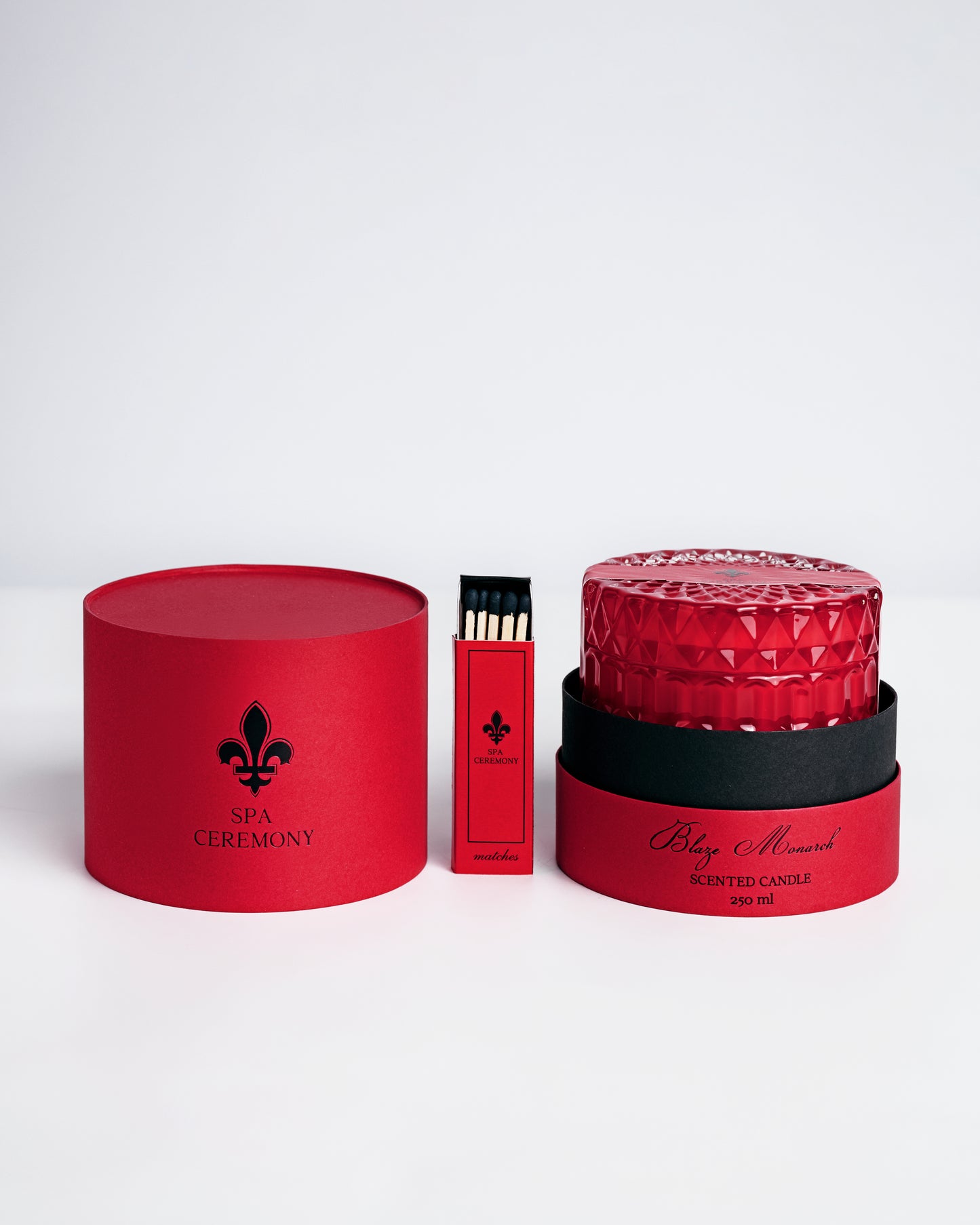 Парфумована свічка Blaze Monarch, 250 g