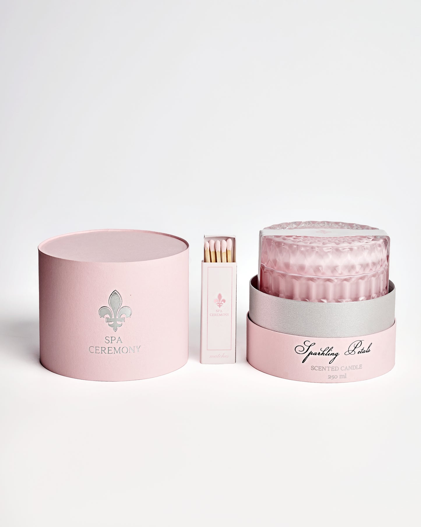 Парфумована свічка Sparkling petals, 250 g